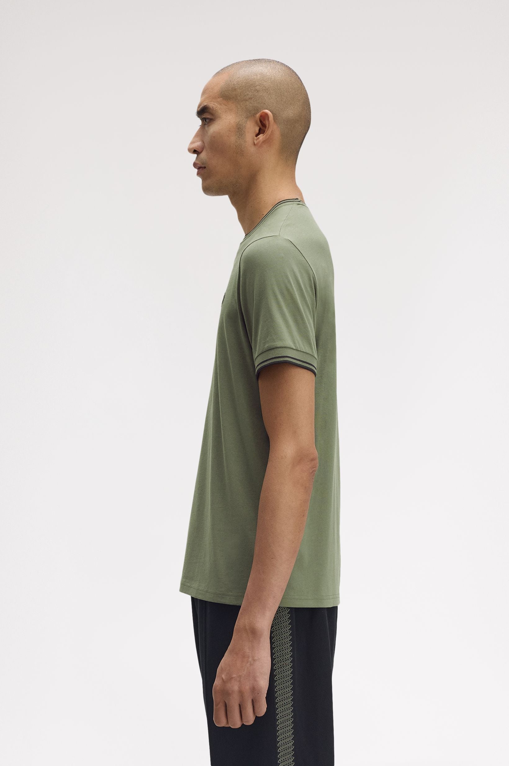 Fred Perry T-Shirt Neck And Sleeve Ribbing